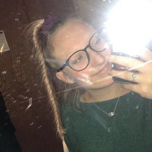 Meet your Posher, Audrey